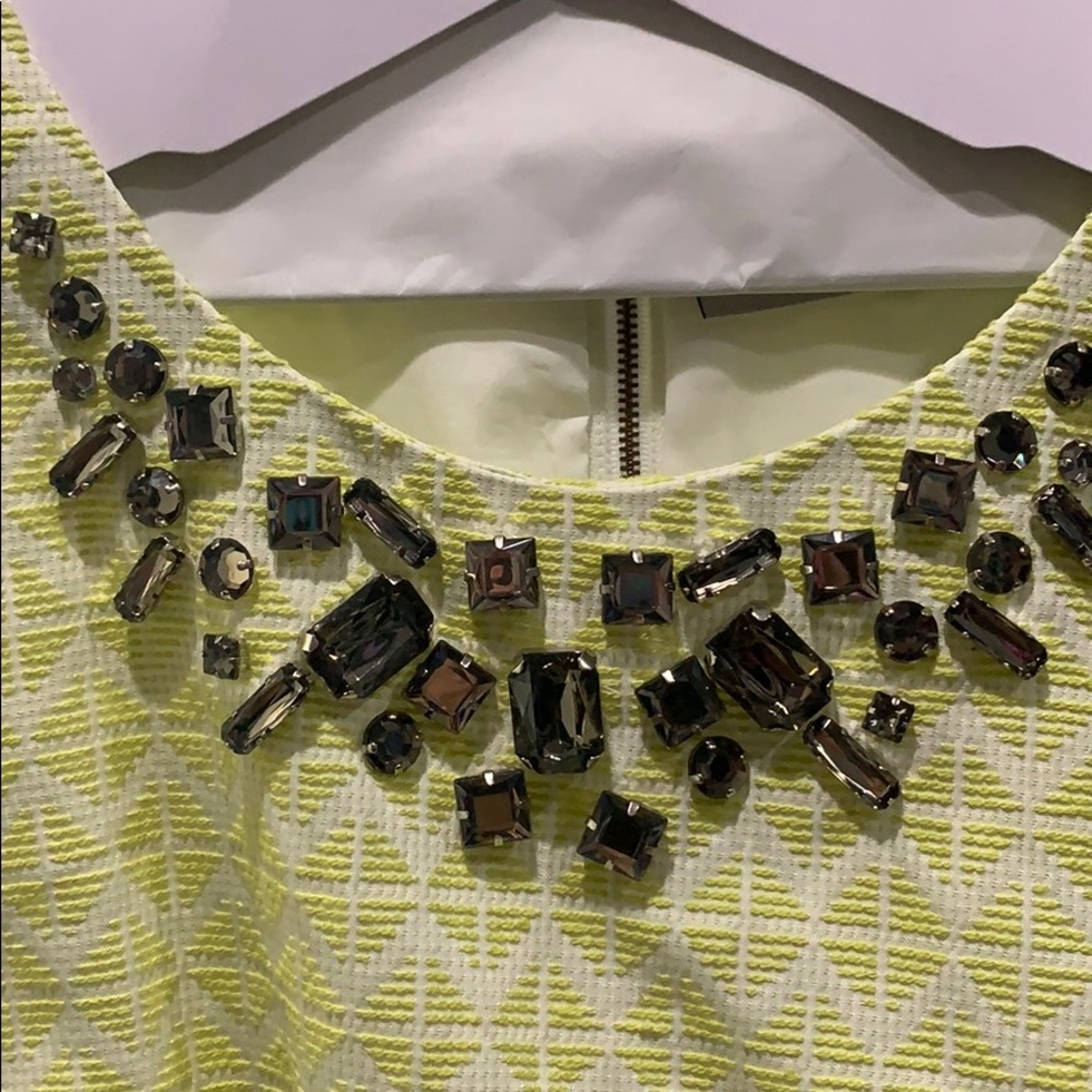 Like new halogen sheath blouse SZ L Fits like XL